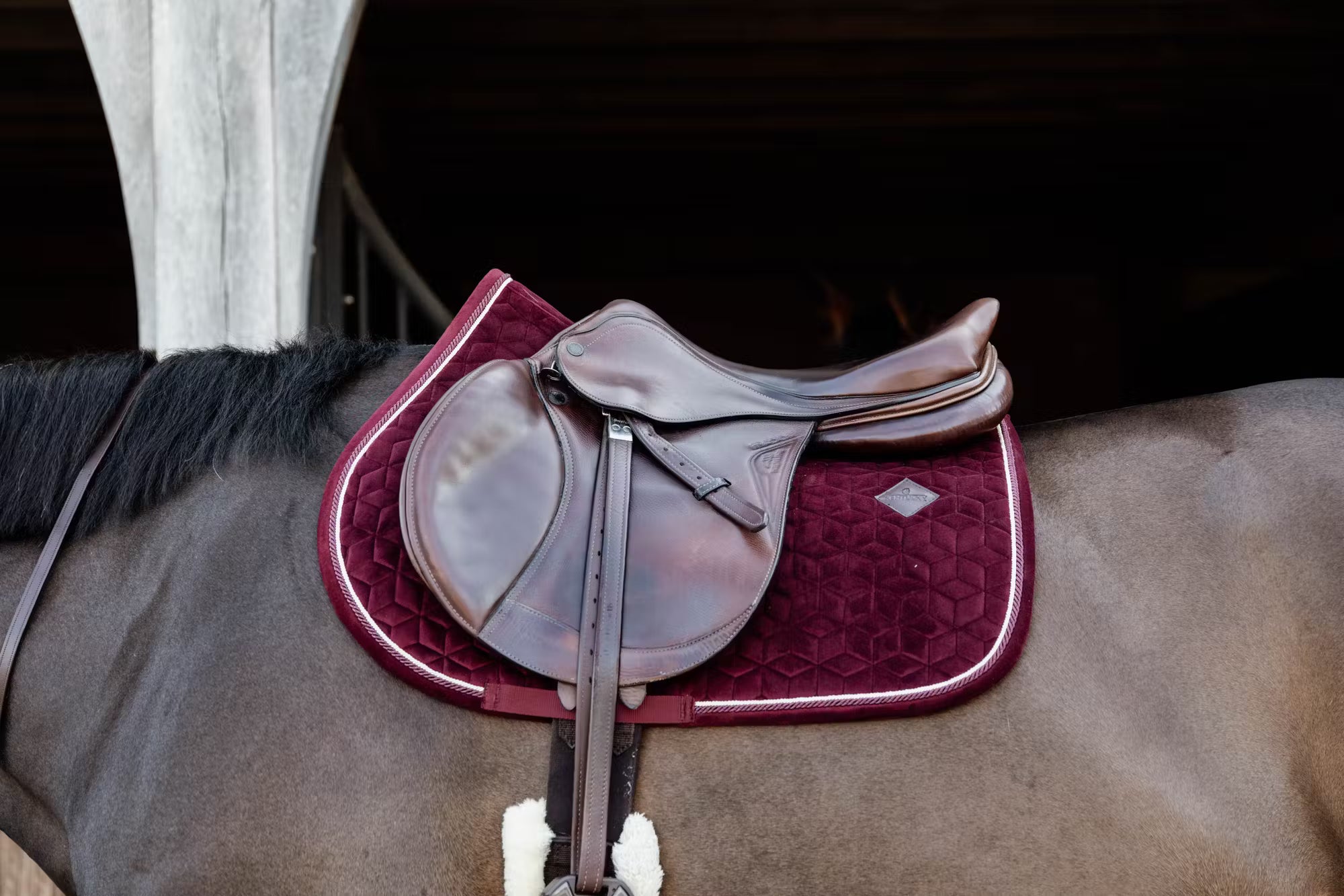 Kentucky Horseware Velvet Showjumping Pad
