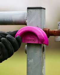 EquiHook Magnetic Tack Hook