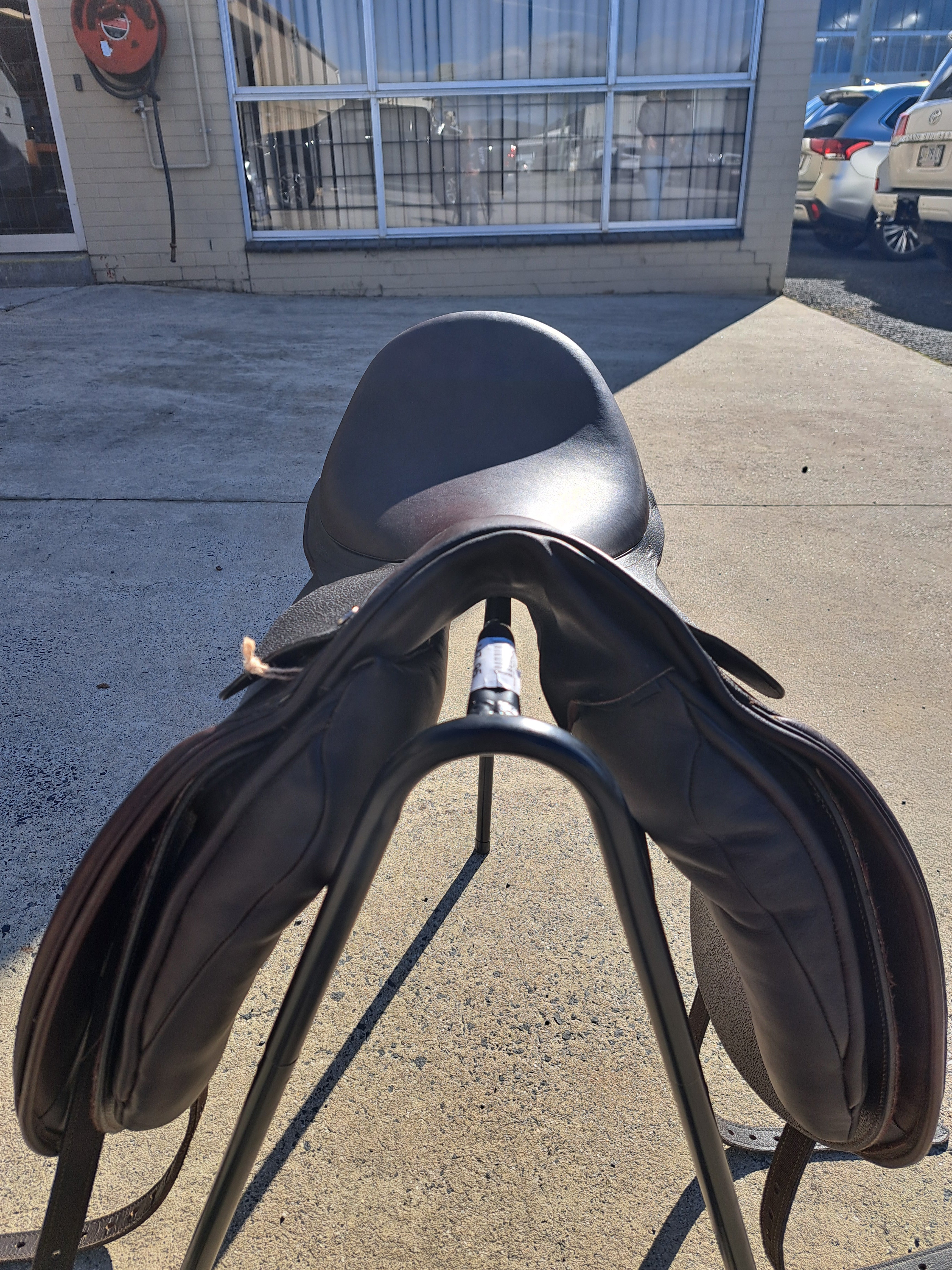 Cavaletti Dressage Saddle - DEMO MODEL
