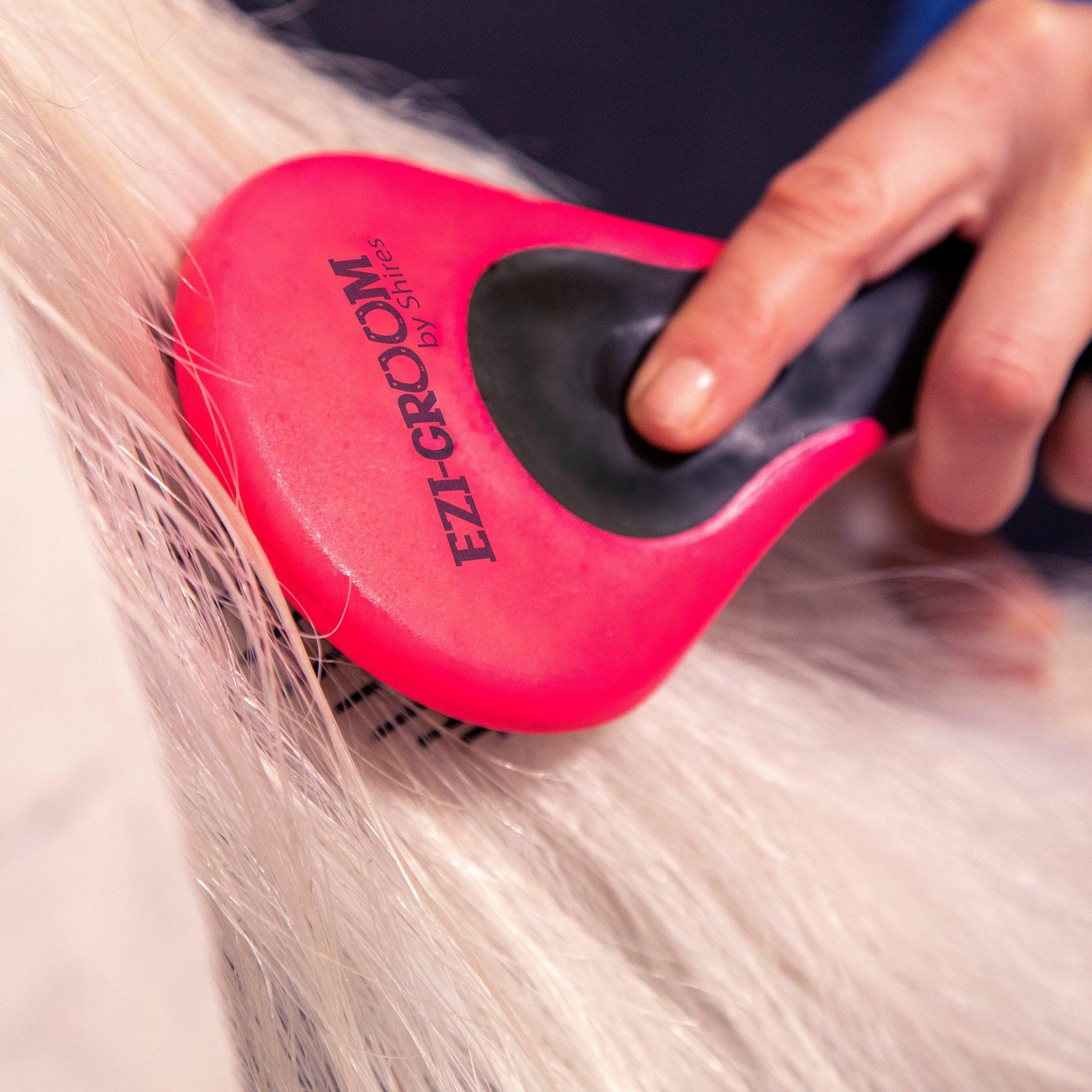 Shires EZI-GROOM Grip Mane & Tail Brush - Saddleworld Devonport