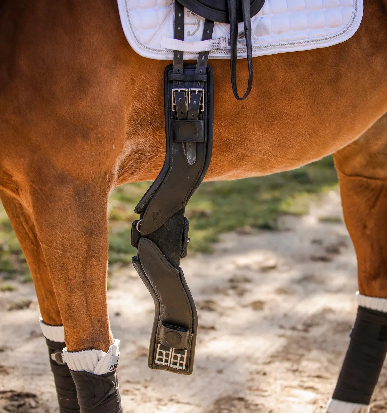 Total Saddle Fit English StretchTec Girth - Black with Neoprene Liner