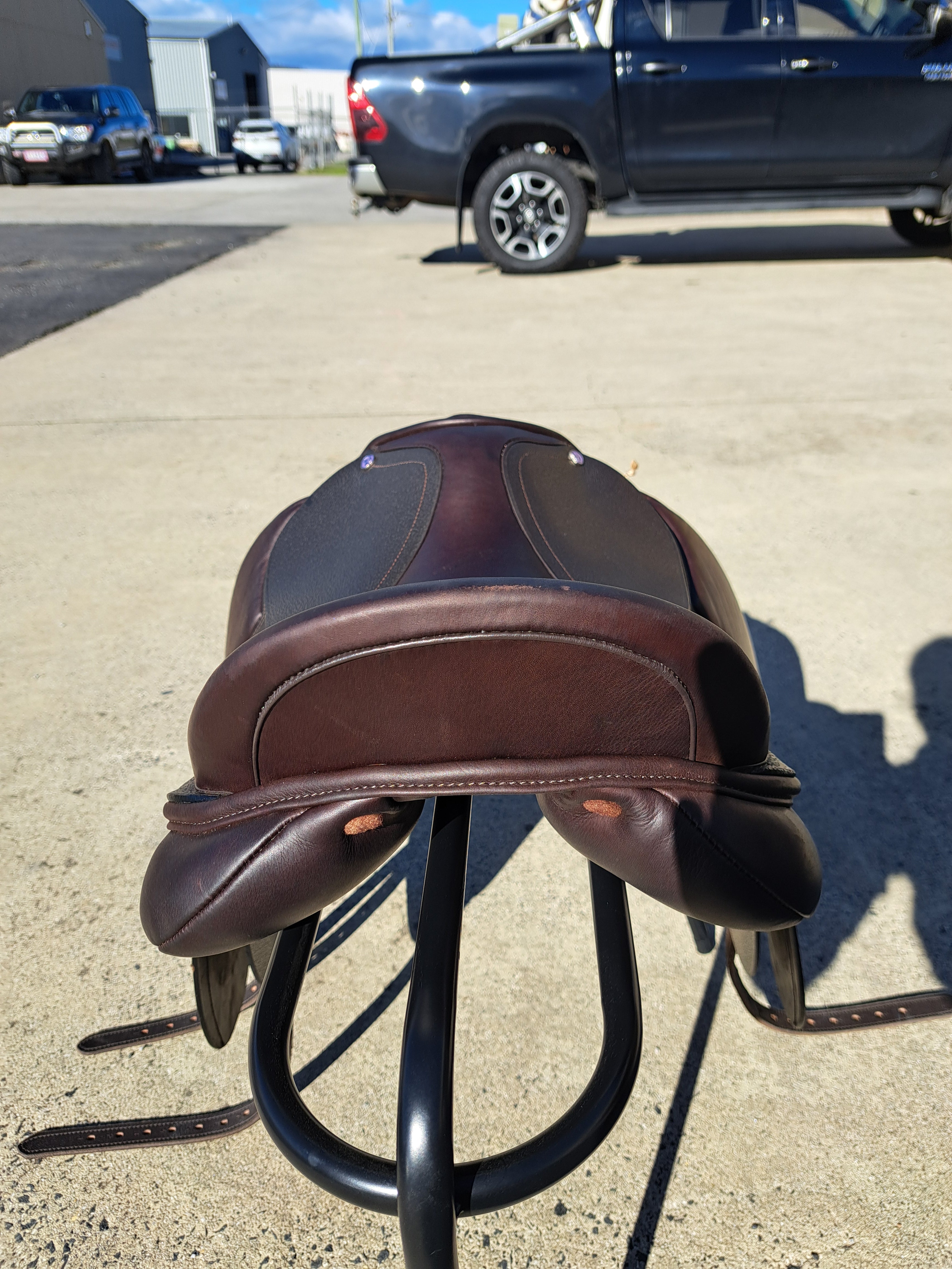 Cavaletti Dressage Saddle - DEMO MODEL