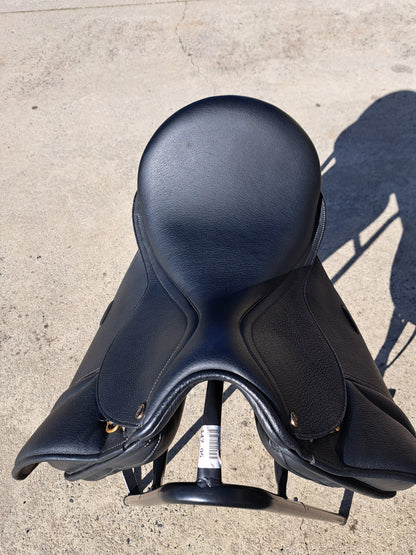 Trainers Mariel Dressage Saddle - DEMO MODEL